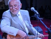 Ali Ercan kimdir?