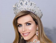 Angela Ponce kimdir?
