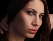 Aslı Stokes kimdir?