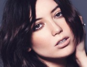 Daisy Lowe kimdir?