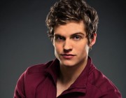 Daniel Sharman kimdir?
