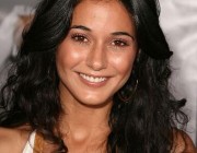 Emmanuelle Chriqui kimdir?