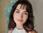 Esra Şahin kimdir?