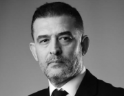 Fikret Abak kimdir?