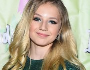 Indi Star kimdir?