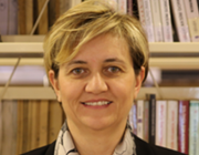 İpek Elif Atayman kimdir?