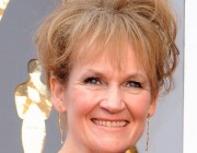 Lorraine Ashbourne kimdir?