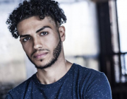 Mena Massoud kimdir?
