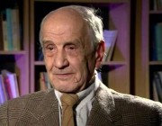 Mümtaz Soysal kimdir?