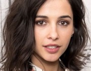 Naomi Scott kimdir?