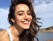 Neha Sharma kimdir?