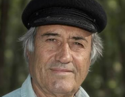 Nihat Ziyalan kimdir?