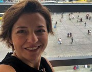 Övül Avkıran kimdir?