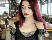 Öznur Garip kimdir?