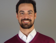 Sonat Tokuç kimdir?