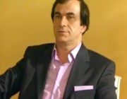 Teoman Ayık kimdir?