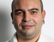 Yüce Armağan Erkek