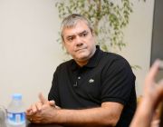Yılmaz Özdil